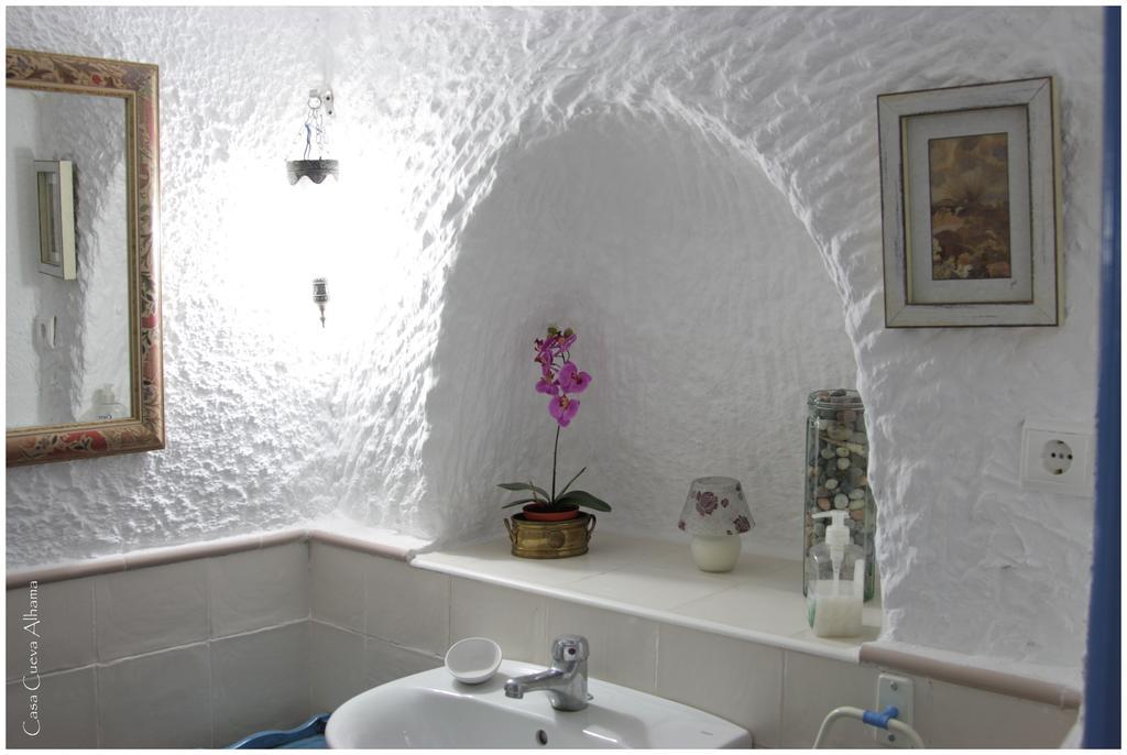 Апартаменти Casa Cueva Alhama Graena Екстер'єр фото